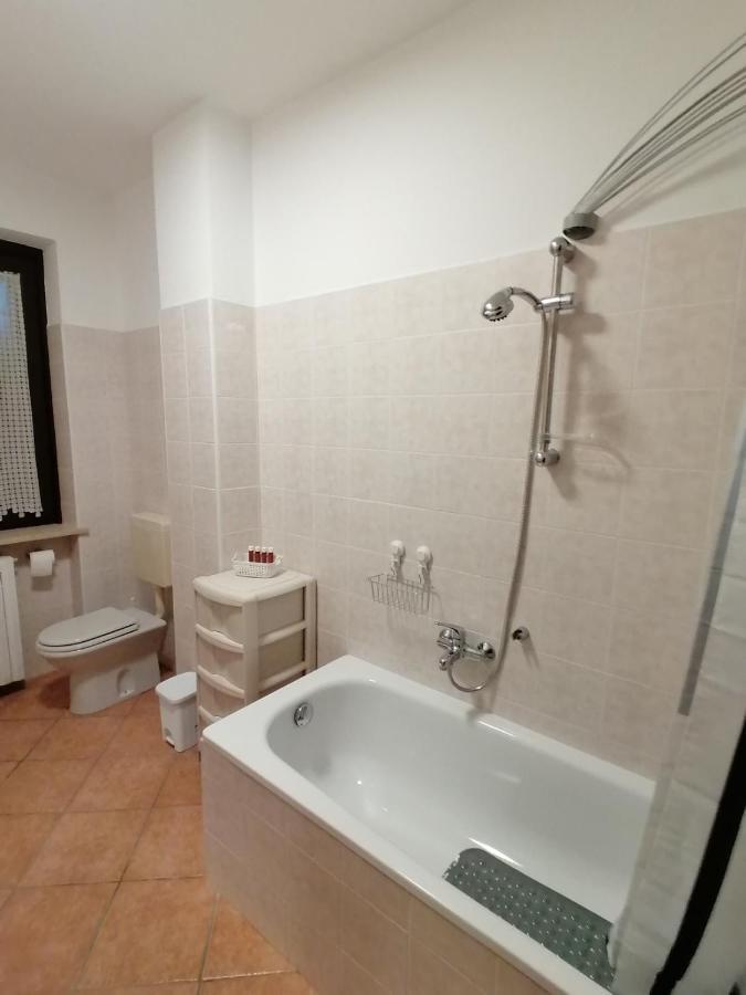 Amo' Le Langhe Bed & Breakfast Narzole Exterior photo