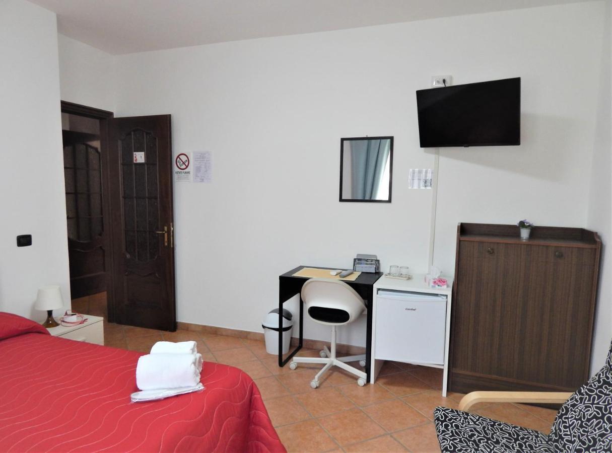 Amo' Le Langhe Bed & Breakfast Narzole Exterior photo